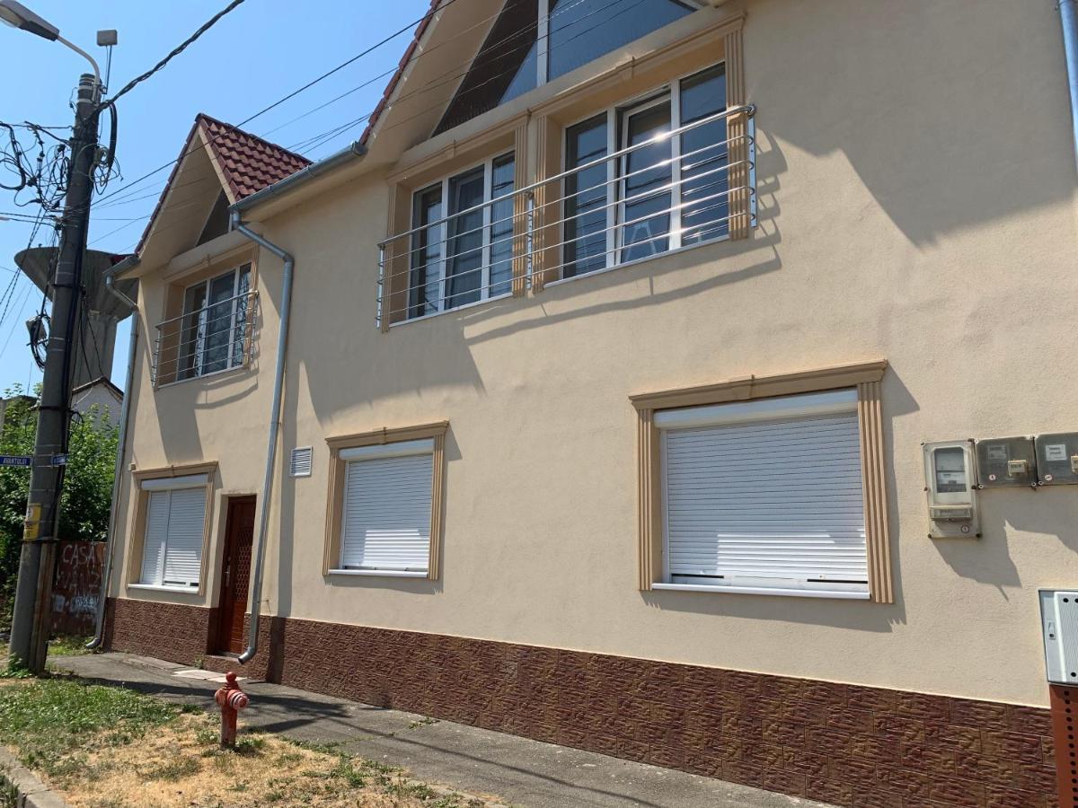 Paulaapartment&Rooms オラデア エクステリア 写真