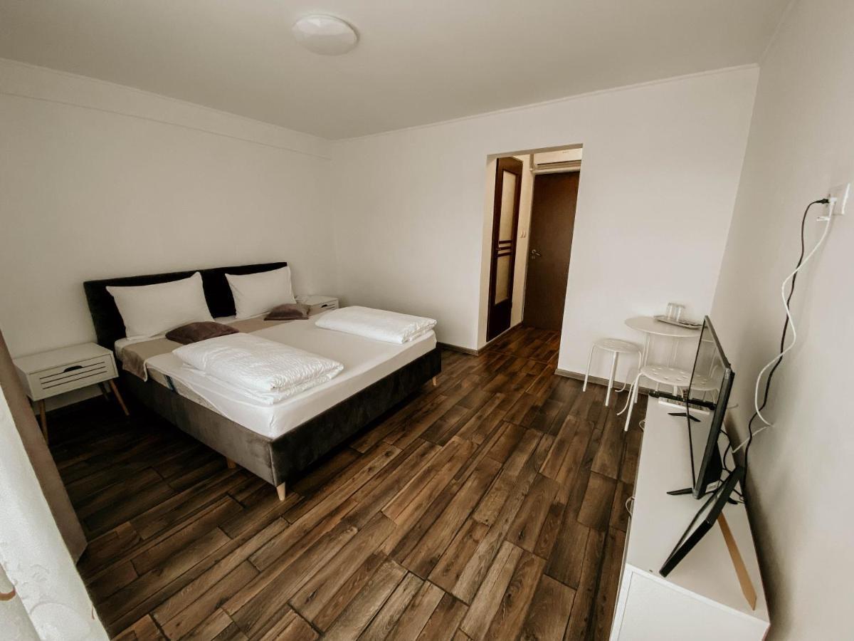 Paulaapartment&Rooms オラデア エクステリア 写真