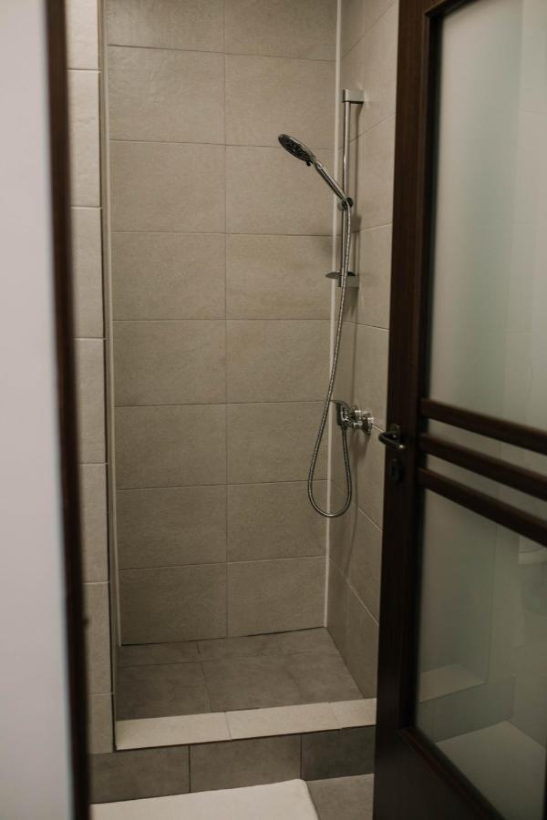 Paulaapartment&Rooms オラデア エクステリア 写真